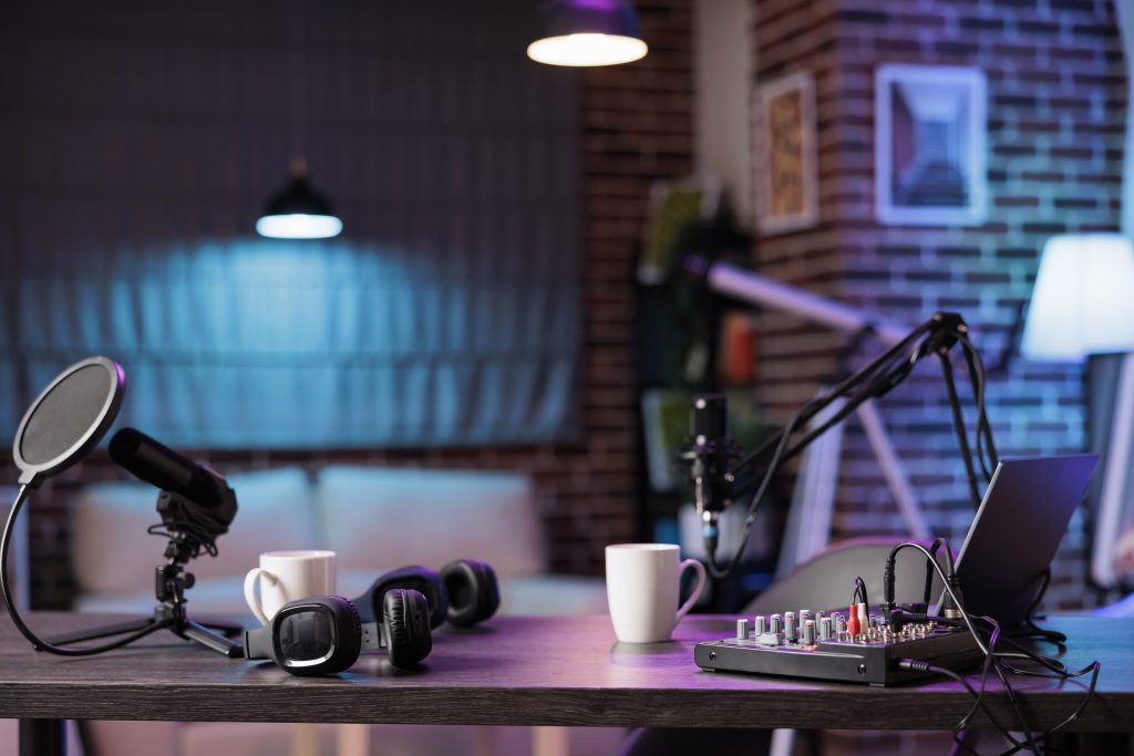 Professional podcast recording studio in Dubai at Repod